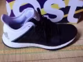 出售Adidas新款鞋子。小印度自取 请短信联系