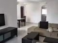 義順地鐵兩分鐘步行，4房組屋整間出租，高樓角頭涼爽，家具電器齊全。