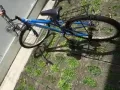 出售二手自行车。8成新 。带锁。带后座。