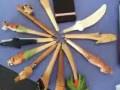 出售时尚相框。超逼真木质动物手工笔。