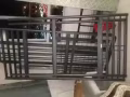 有单人木床和宜家铁床出售