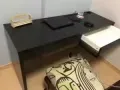 搬家超低价出售带抽屉桌子，四美自取。仅19号一晚，速取