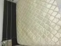 自用双人床加床垫便宜出售
