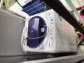 二手东芝洗衣机。