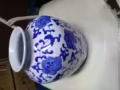 青花缠枝纹罐