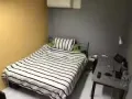 近花拉公园和Bugis，房只带大厕所，1050$