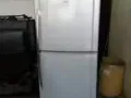 九成新東芝冰箱，一口價$100