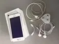 iphone 7 银色 128gb  包括盒子全套