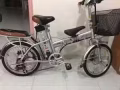 出售一輛九成新電動自行車和一輛日本自行車