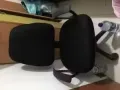 两张黑色办公椅便宜出售$50一张$25 今年9月才买的 还很新