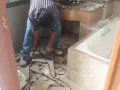 专业做墙壁砖和地砖，厨房翻新，HDB组屋厕所翻新一间$2800，诉敲工作等等。