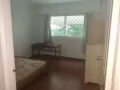Ubi地铁站附近，乌美一道大牌343，刚拿新房，现有男女搭房出租，四人间