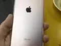 出放6s plus 64gb 玫瑰金 440sgd 没毛病 手机身如图 有点划痕