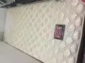 单人床垫子
