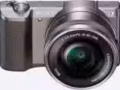 索尼a5100（棕色）+16-50mm 镜头+粉红色相机套+16G存储卡