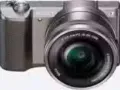 索尼a5100（棕色）+16-50mm 镜头+粉红色相机套+16G存储卡