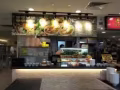 west coast plaza食阁酿豆腐聘请员工，薪水包满意，家属准证也可。急