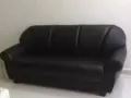 出售九成新黑色三人皮革沙发! 电话：96745230 (卖了）