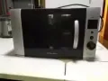 湖畔地铁站附近两个二手微波炉 30块40块各一个