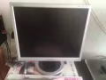 二手电脑显示器17寸方屏