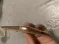 99新苹果8 金色 256G。