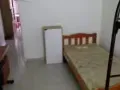 中峇鲁 地铁站附近 ，三人间女搭房 一床位出租！！