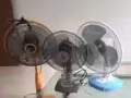 因回国，后港转让三台电风扇。很新风很大