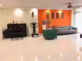 三巴旺地铁EA公寓组屋屋主急售。 ?