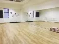 一间大舞蹈室转让，宽敞明亮，整洁安静