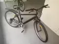 因本人回国，现有自行车转让，8成新60