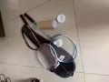 羽毛球拍和热水壶