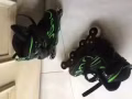 十成新。轮滑鞋
