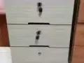定制款 3 格抽屉床边柜