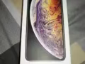 刚签线的iphone Xs Max ,金色 256GB,1700新币