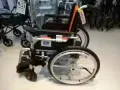 低价卖残疾人电动轮椅和手推轮椅