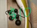 便宜出售按摩器。联系电话：81179894。