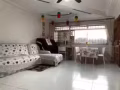 武吉巴督4房角头，全家私空调，963直达国大。近克明小学，培华小学，南华小学