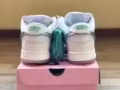转让一双全新的nike SB dunk 限量款钻石，size 42.5