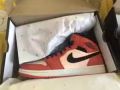 限量版AJ1 mid 橘白 蓝白