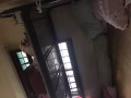 男搭房靠近地铁站