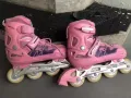 因回国，出售一双女士全新溜冰鞋，买来一次都还没穿过，鞋子可以自行调节鞋码的长度，