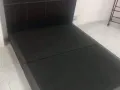 四美8成新双人床出售