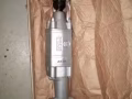 有喷漆用的新喷枪 新油漆桶 新搅拌机甩卖