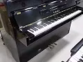 YAMAHA 二手钢琴出售，保养好，带琴凳，黑色，免费送货调音、1年保修