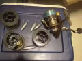 魚具保溫桶各種魚線魚鉤兩個魚輪魚竿
