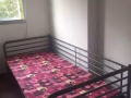 9成新，宜家單人鐵床，$60
