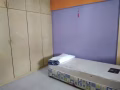裕廊西，寻找400男搭房