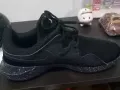 名牌球鞋，尺寸44号