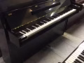YAMAHA 二手钢琴出售，保养好，带琴凳，黑色，免费送货调音、1年保修