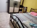 后港大牌166靠近德福工业区有大隔间夫妻房出租，可报地址